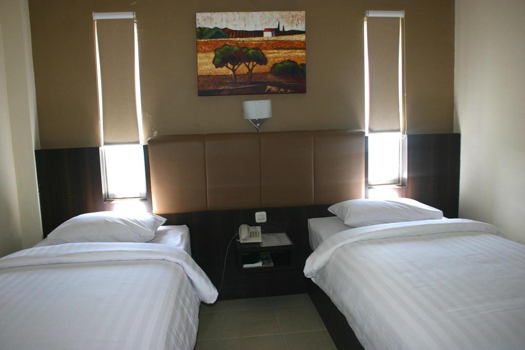 Royal Mamberamo Hotel Sorong Cameră foto