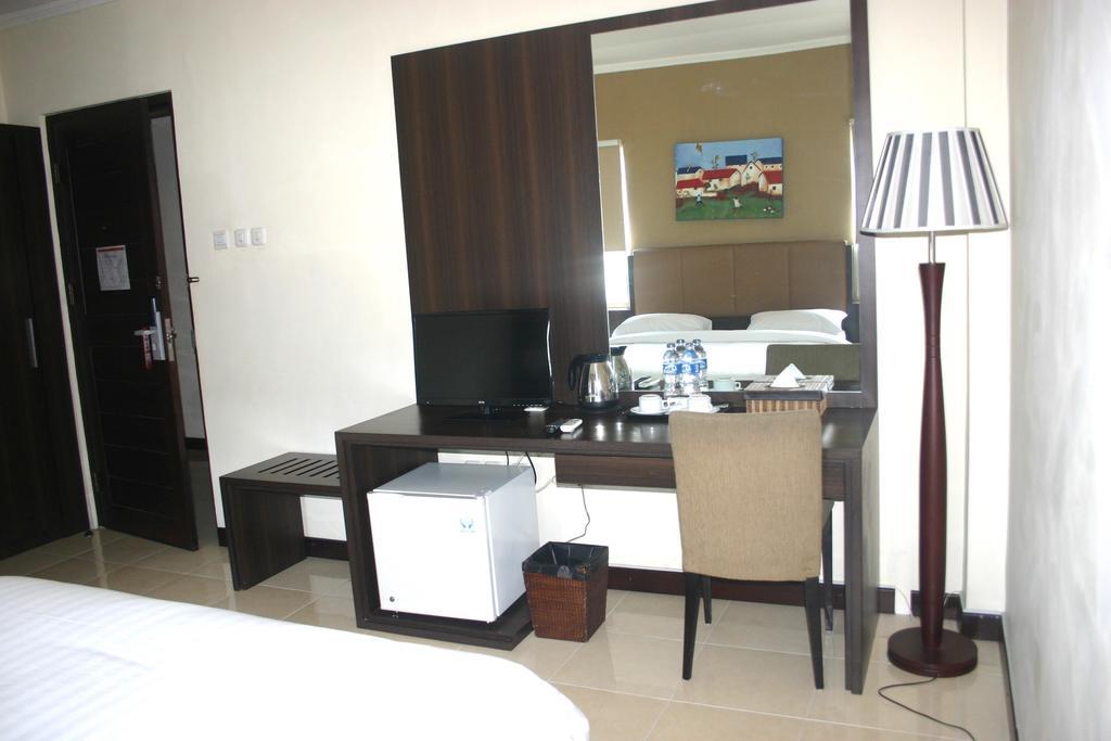 Royal Mamberamo Hotel Sorong Cameră foto