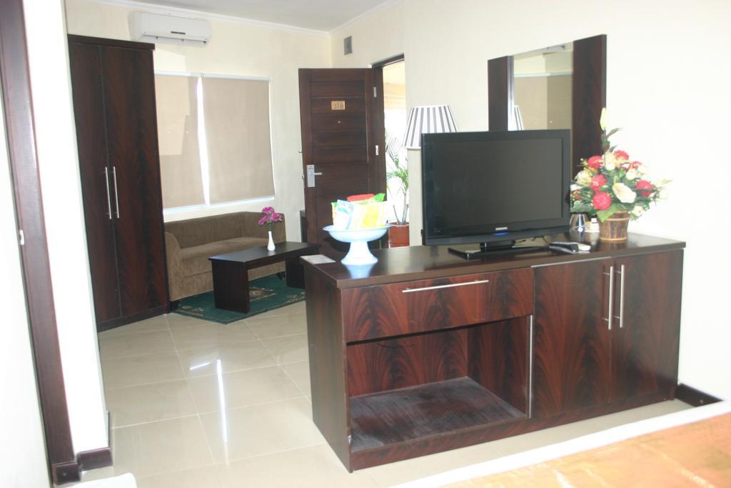 Royal Mamberamo Hotel Sorong Cameră foto
