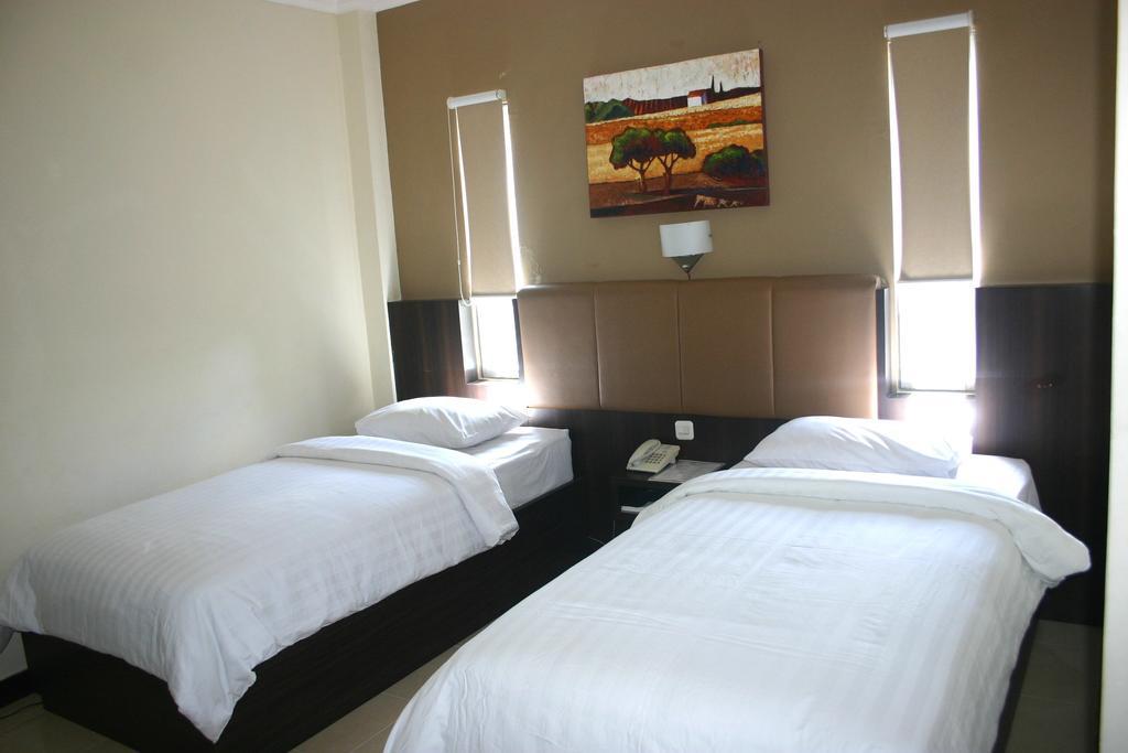 Royal Mamberamo Hotel Sorong Cameră foto
